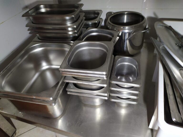 CONTENITORI VASCHETTE ACCIAIO INOX 4